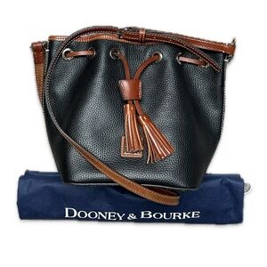 EUC Dooney & Bourke Leather Kendall bag & Duster Bag